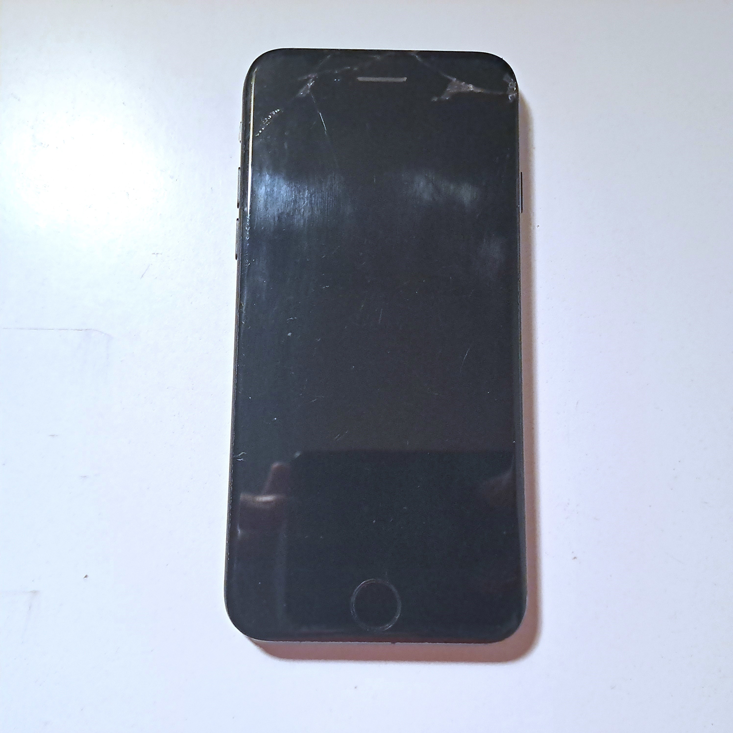 Apple iPhone 7